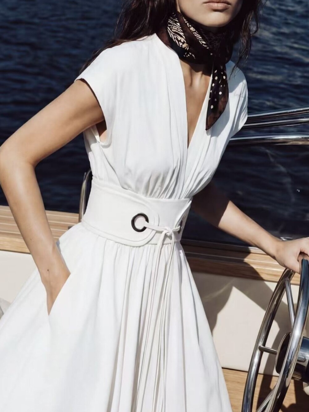 Alexis Riviera Dress - Picture 4 of 5